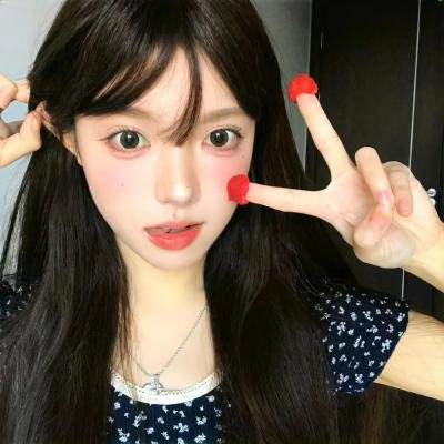 接近无限的白